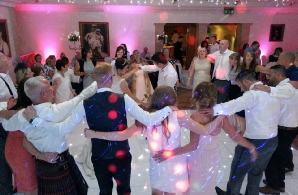 Essex Wedding DJs Play Great Music